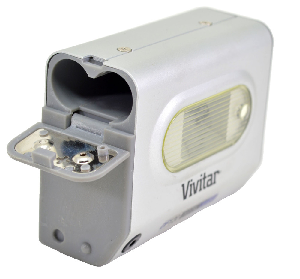 Vivitar DF120 digital flash (miniature supplemental flash)