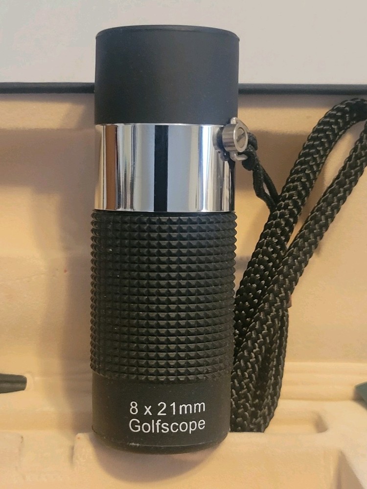 The Golf Scope Range Finder 8x21mm