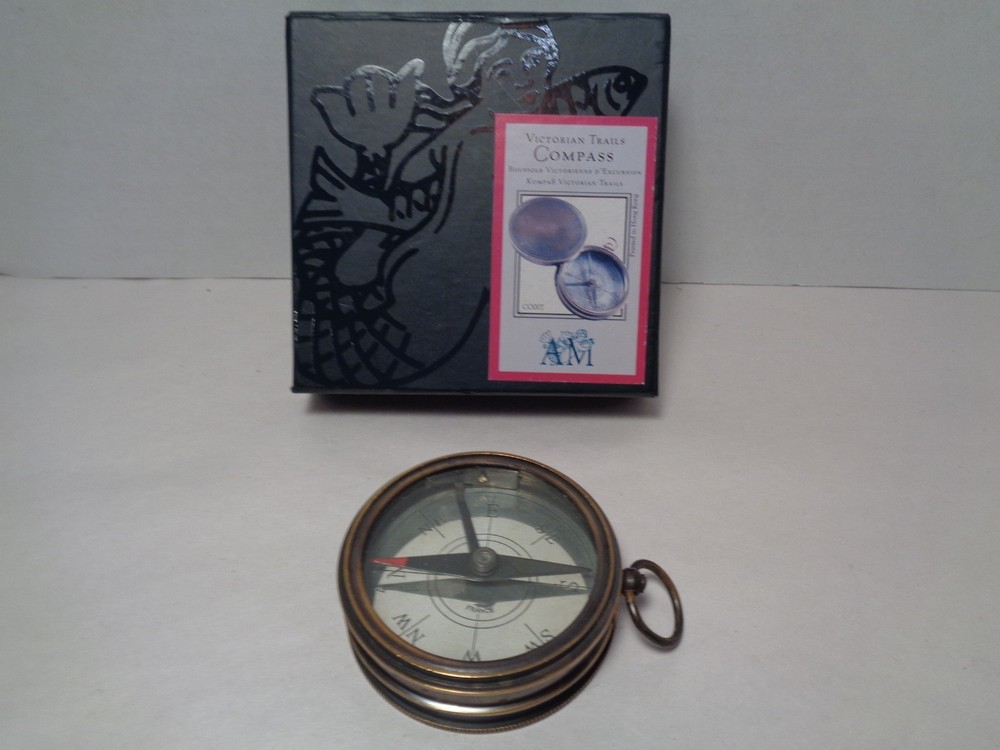 Victorian Trails Pocket Compass CO007 LN. NICE GIFT OR FOR USE! TESTED!!!!