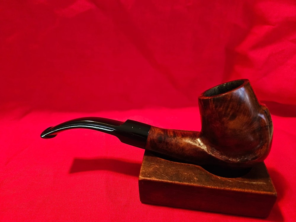 NEW Unmarked Smoke Pipe