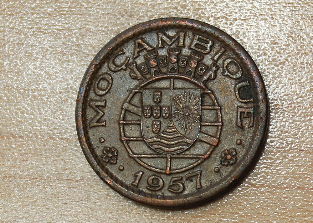 1957 Mozambique 50 Centavos