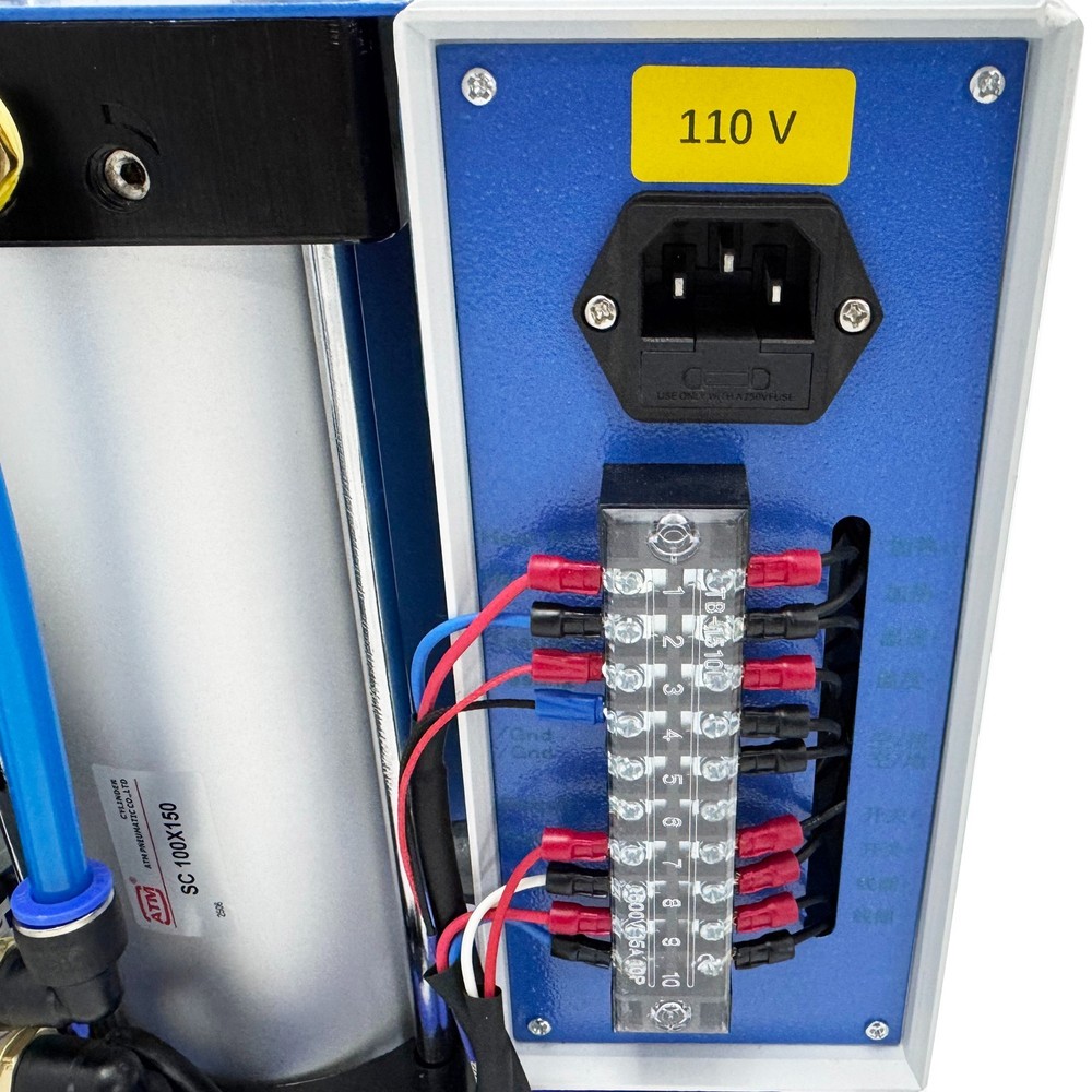 Small Pneumatic Injection Molding Machine 110V Lab Plastic Injection Molding