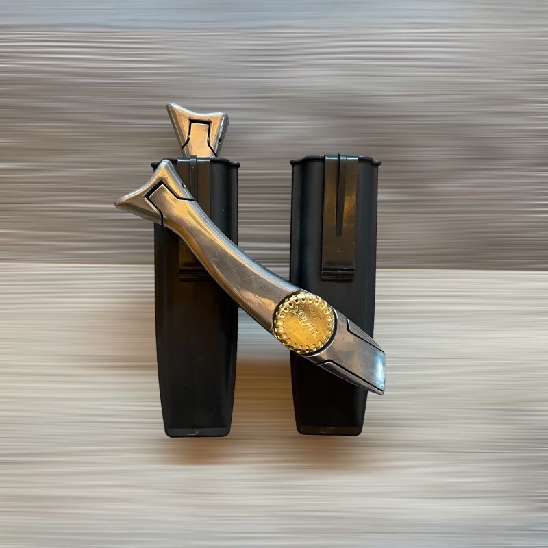 2 Shark Knives With Cases