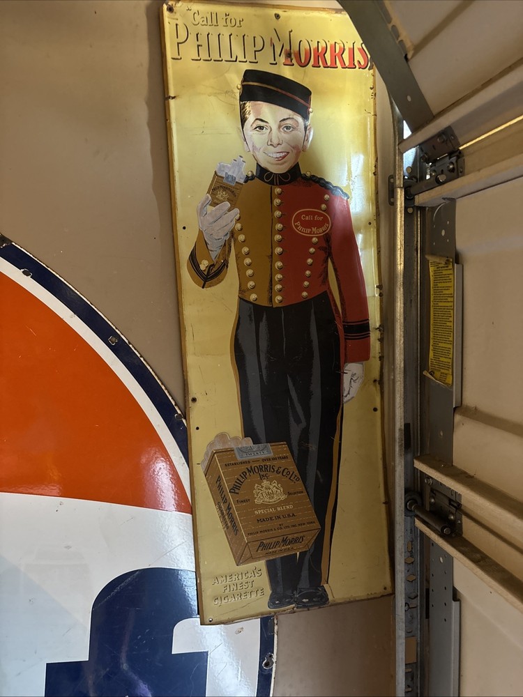Phillip Morris Tin Sign