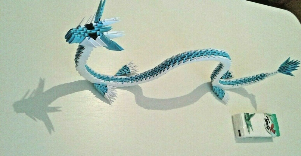 3D origami Asian Dragon