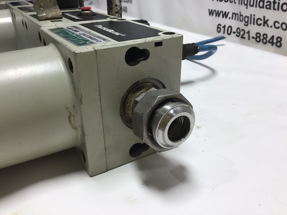 Numatics FlexiBlok Pressure Regulator/Filter/Lubricator/Soft Start Valve Combo.