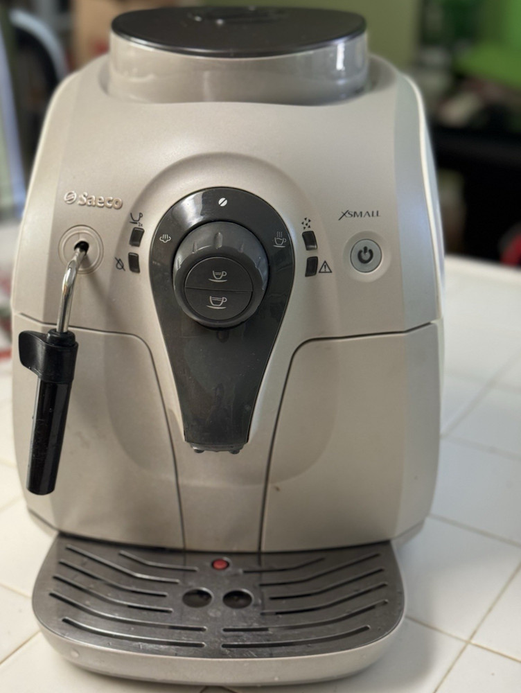 Philips Saeco XSmall Fully Automatic Espresso Coffee Maker Machine HD8745/47