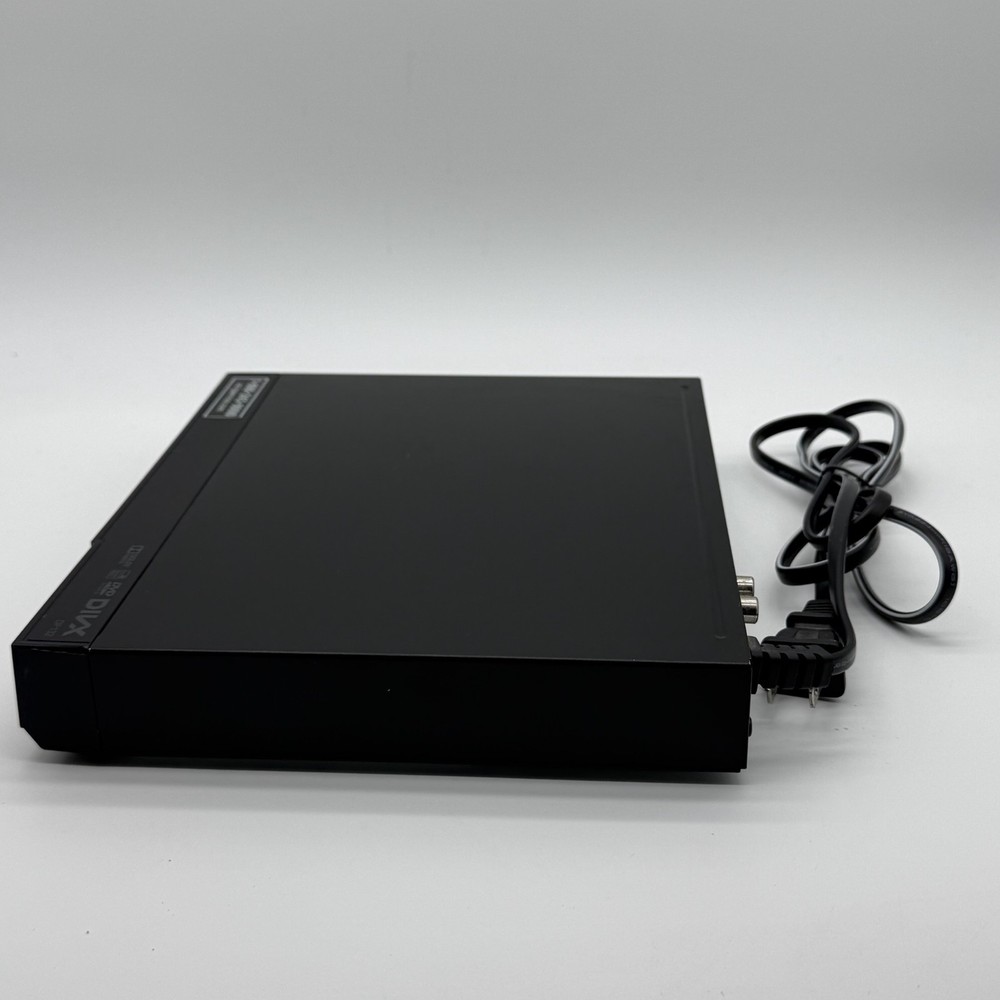 LG DVD CD USB Player USB Direct Recording & DivX Playback DP132