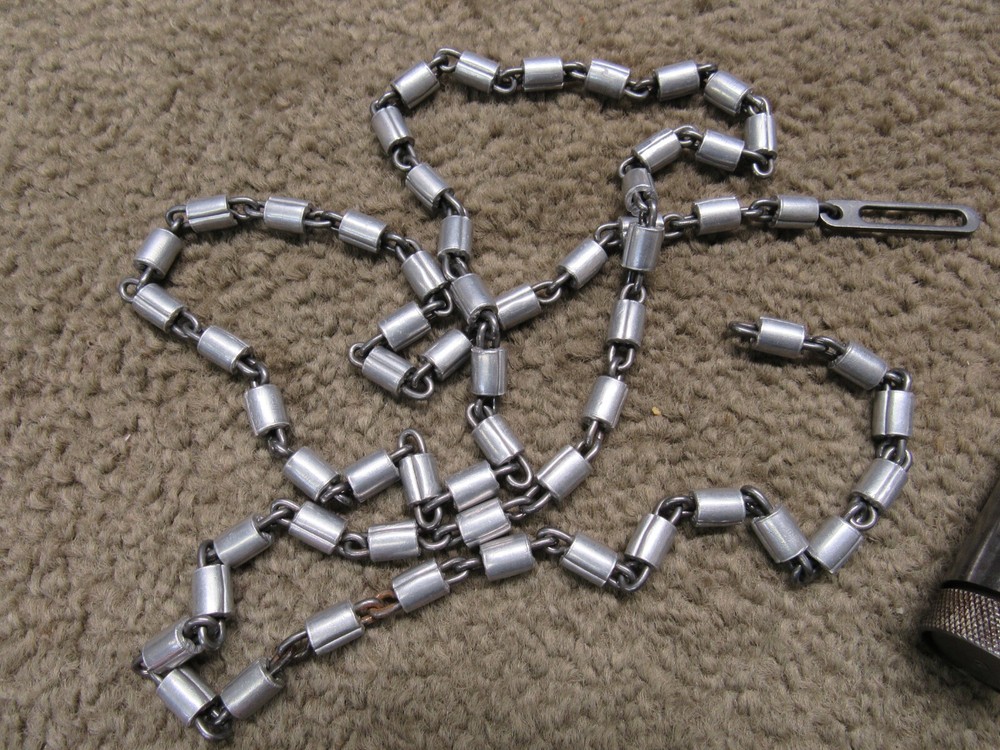 WW2 German K98 Metal Oiler & Pull thru Chain 8mm Mauser