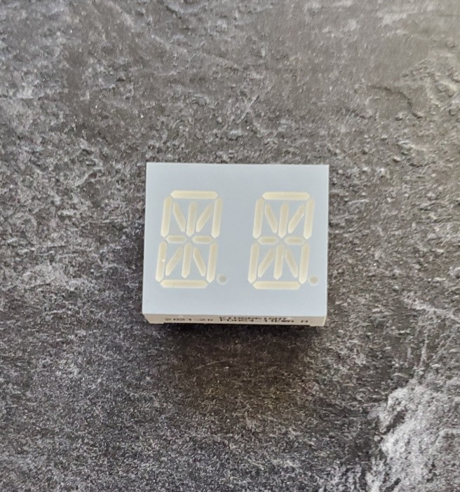 KINGBRIGHT  PDA54-11EWA  DUAL DIGIT NUMERIC DISPLAY RED 14 SEGMENT DISPLAY