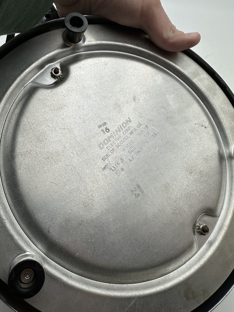 Vintage DOMINION Waffle Maker - Model 1316 - Chrome