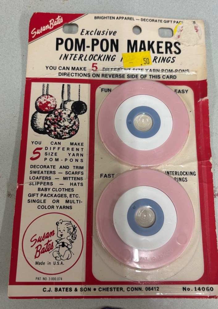 Mendets & Pom Pon makers in package vintage