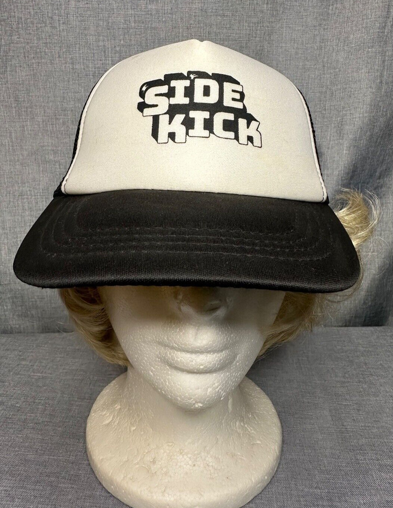 Kids Side Kick Snapback Trucker Hat Black White