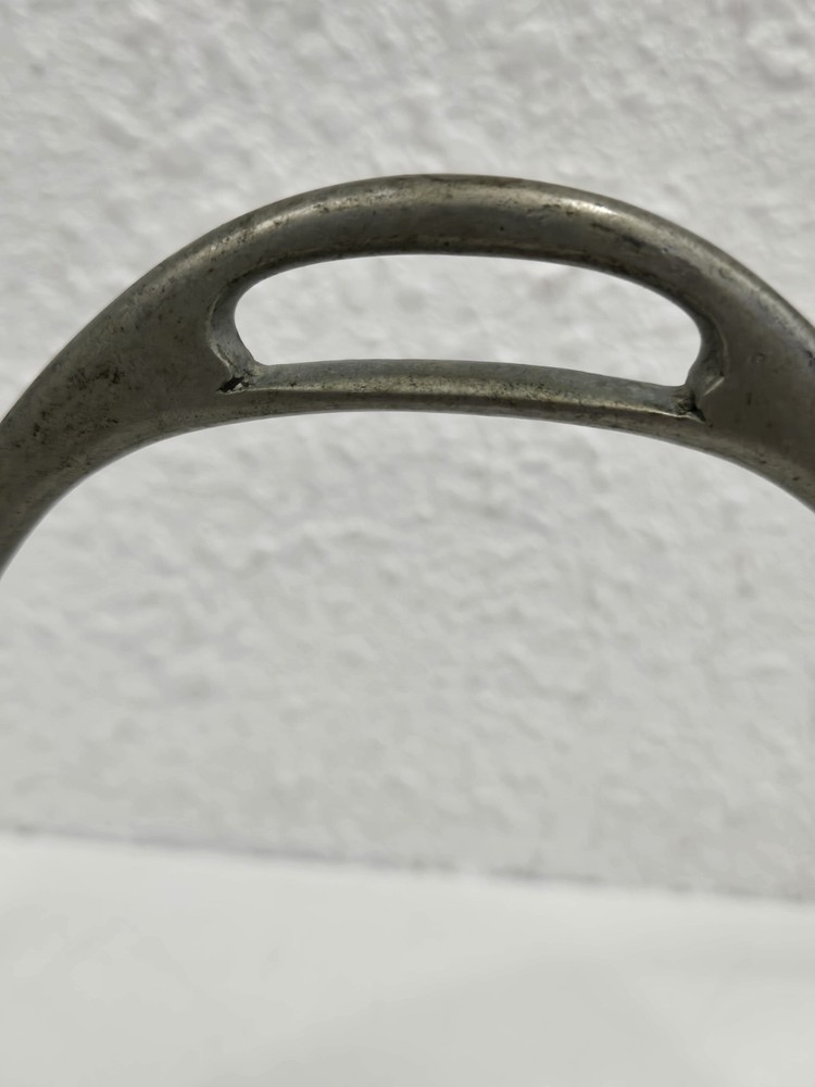 English Stirrup Single Solid Nickel? Metal