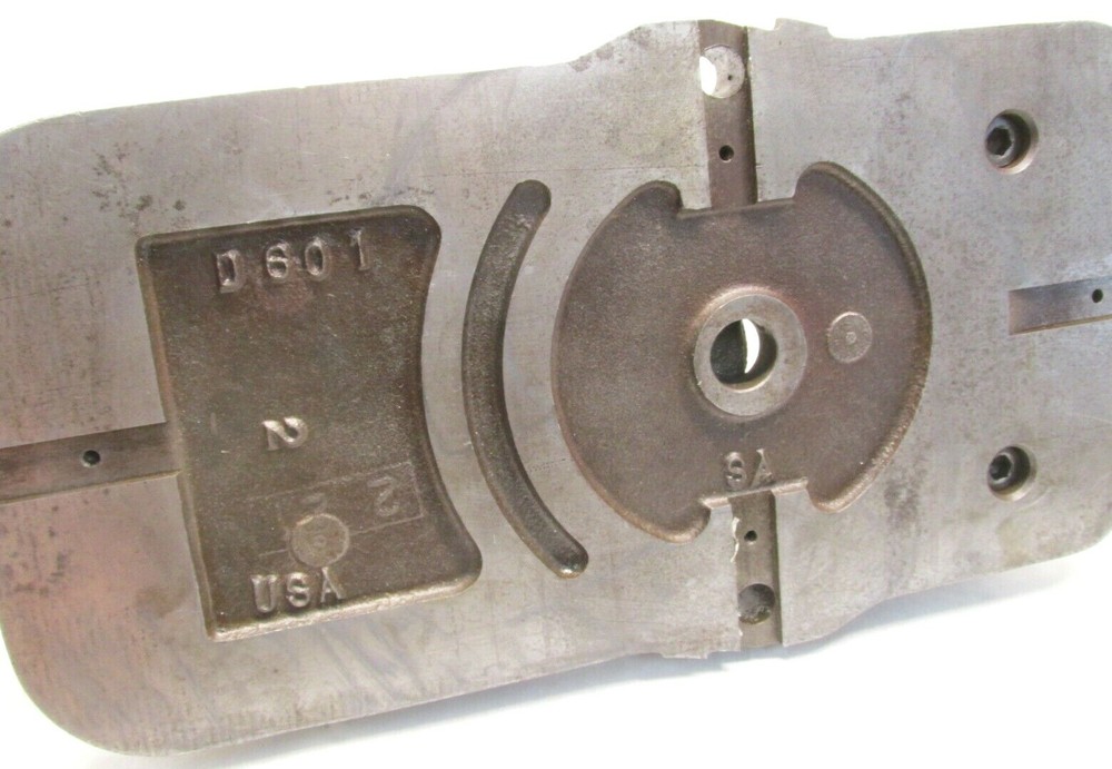 KURT ANGLOCK 6" MILLING MACHINE VISE w/ JAWS & HANDLE - #D60