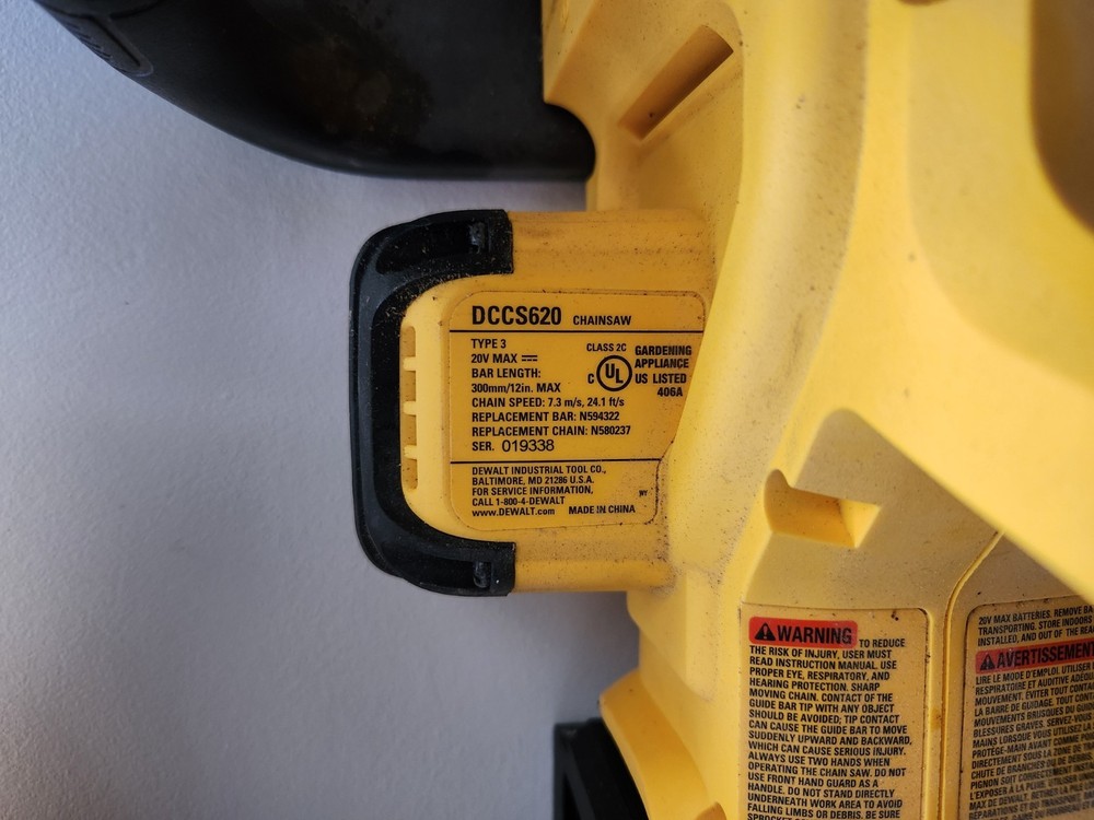 Dewalt DCCS620 Chainsaw Mount