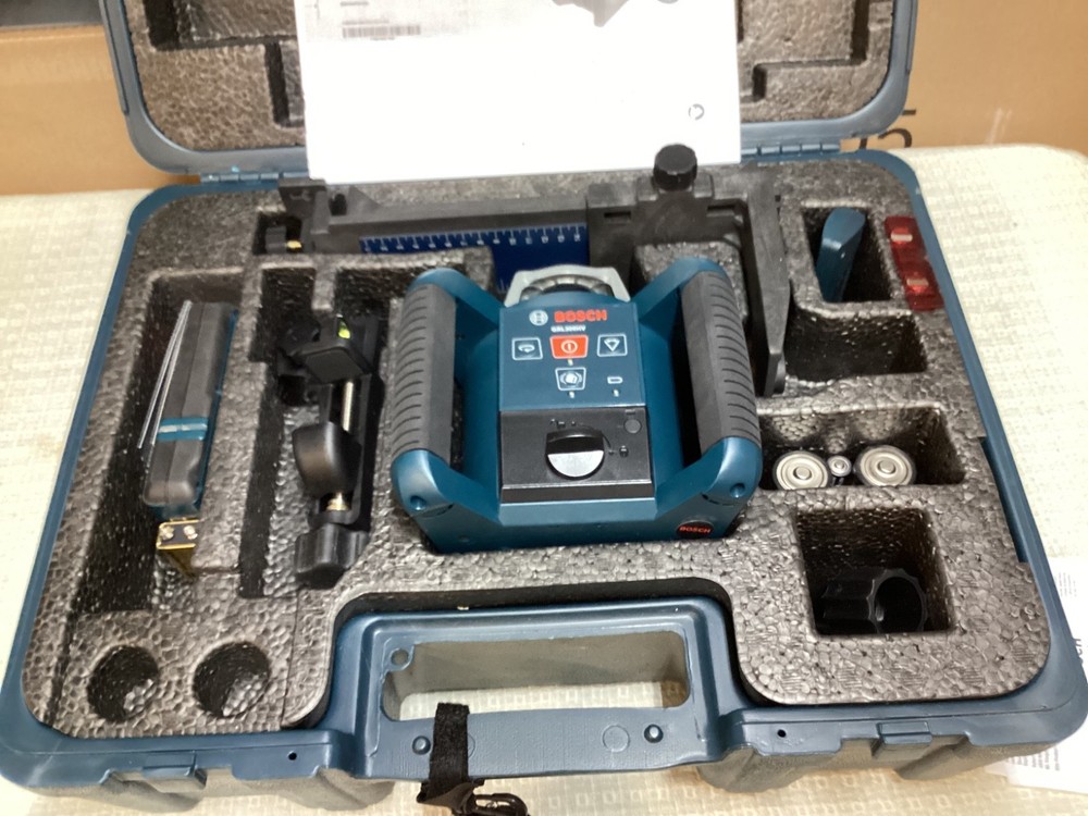 Bosch Horizontal an Vertical Rotating Self Leveling Laser Level
