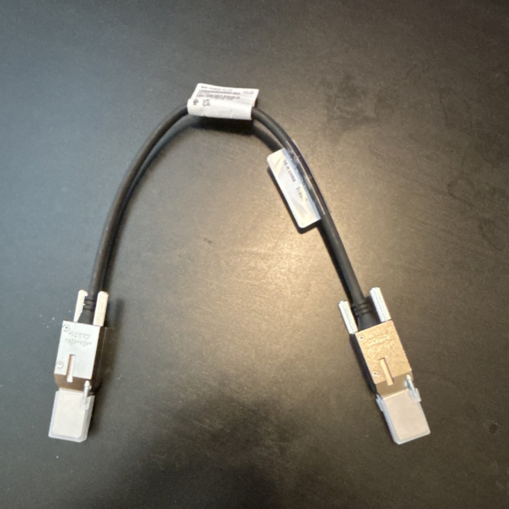 Cisco StackWise Stacking Cable 50cm Black STACK-T4-50CM V02 800-104696-02