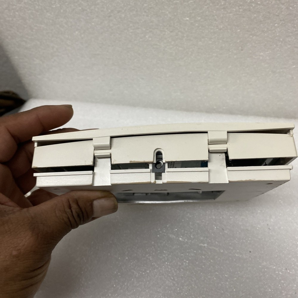 GE Interlogix NX-148E LCD Keyboard ( Missing Screw )