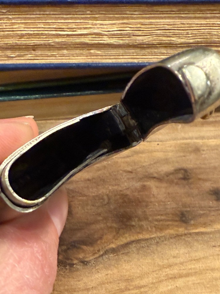 Vintage Silver Plated Vesta Match Safe with Engraved Pattern