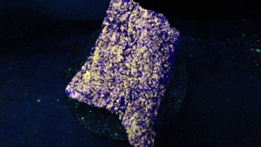Orange Fluorescent mineral rock T26