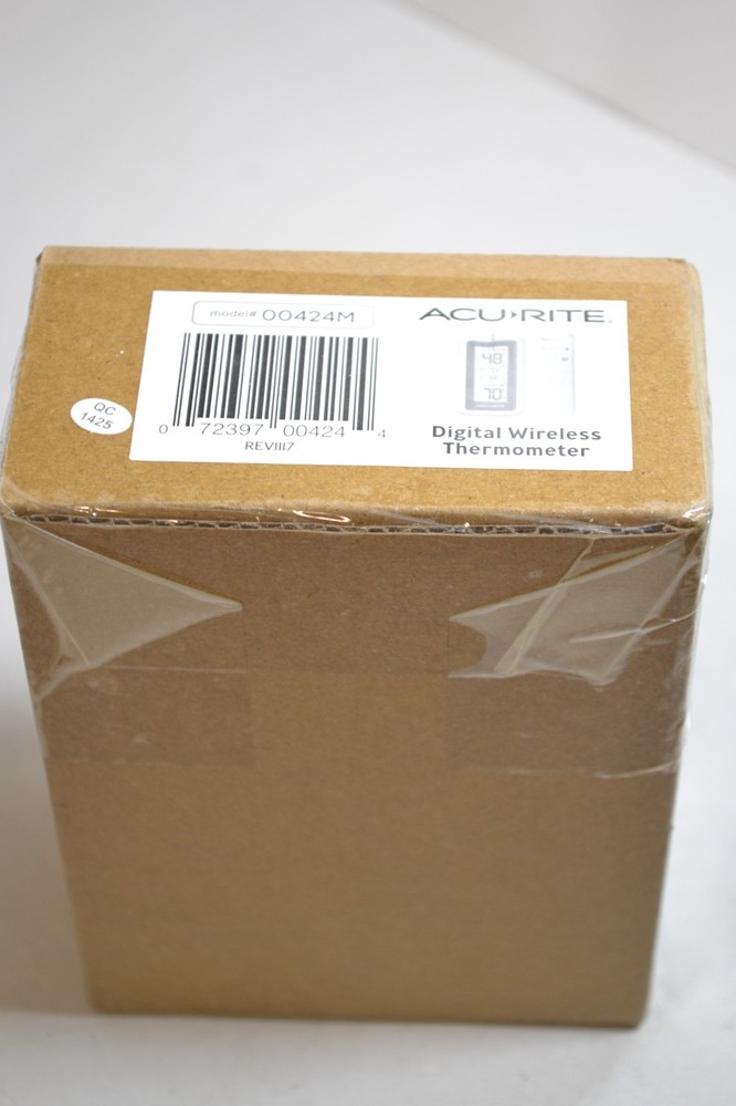 AcuRite 00424M Digital Wireless Thermometer