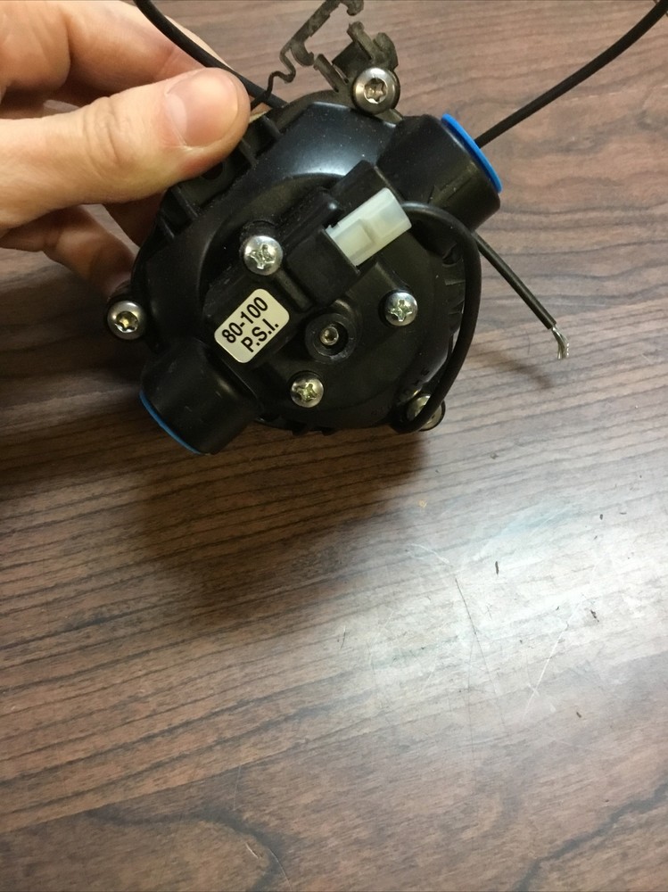 Power-Flite 100 PSI Pump Head J1-3-3