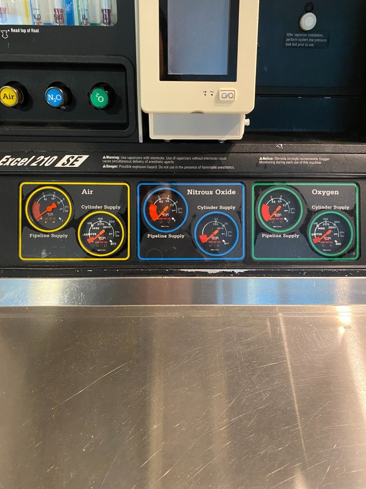 OHMEDA EXCEL 210 SE Anesthesia Machine