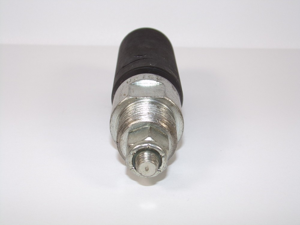 Mueller 1-1/4" 89130 Solid Rubber Stopper