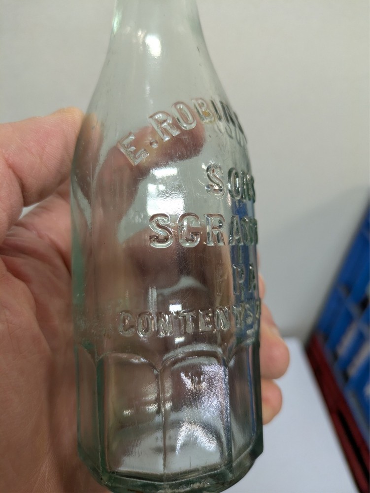 7oz E. Robinson's Sons Cap Top Bottle, Scranton PA