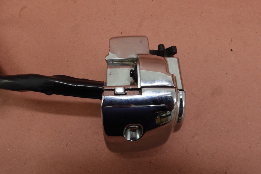 2000-2006 Harley Davidson Electra Glide RIGHT CONTROL SWITCH START STOP