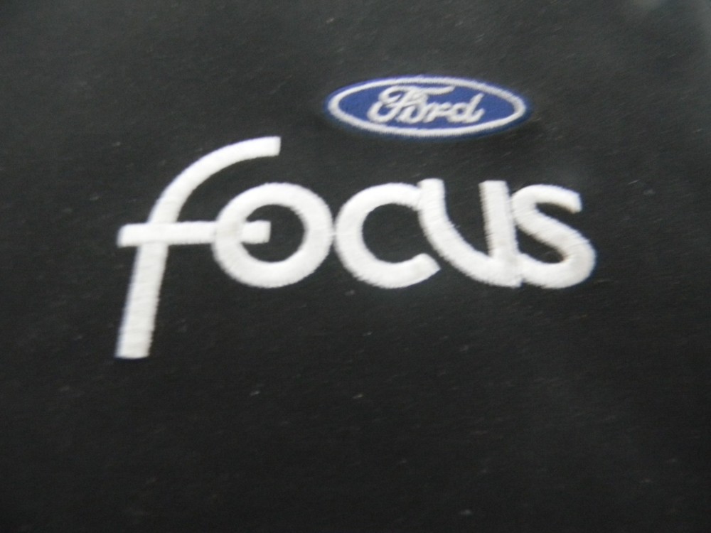 Ford Focus 8 CD Black Fabric Case