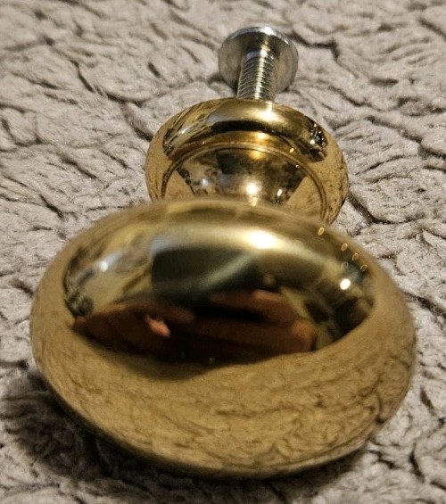 Brass Drawer Pull 1 1/4 Inches