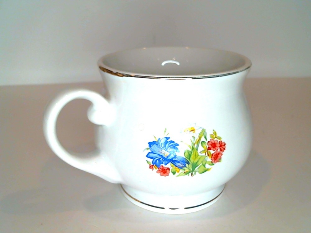 Large Floral Coffee Mug with Gold Trim