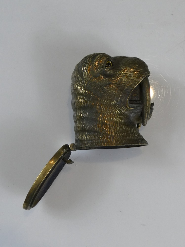 BRASS NOVELTY WALRUS HEAD VESTA MATCH STRIKE CASE
