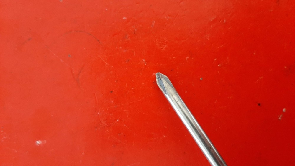 Snap-on Tools SGDP301B No. 1 Phillips Instinct Red Soft Handle Screwdriver READ