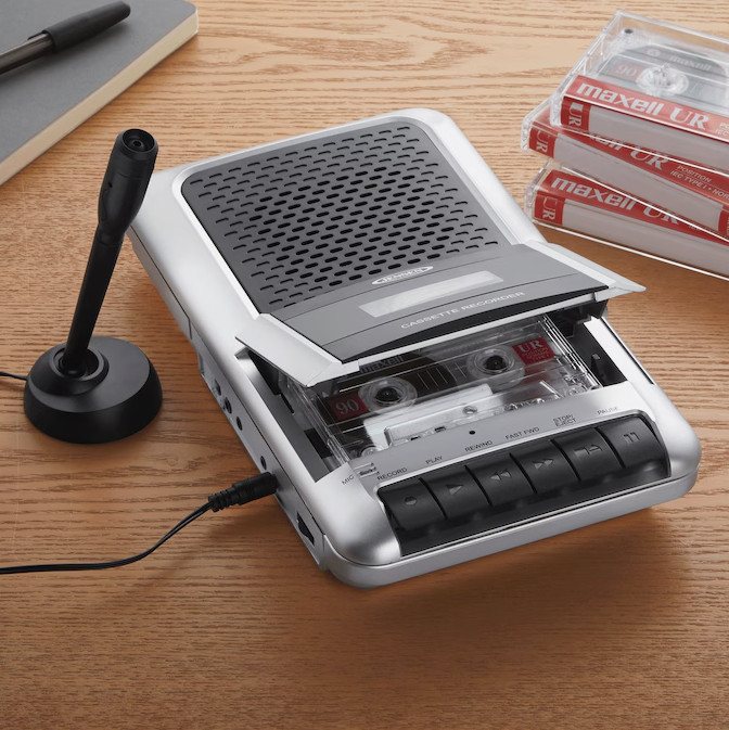 JENSEN Shoebox-Style Cassette PlayerRecorder - Silver/Black