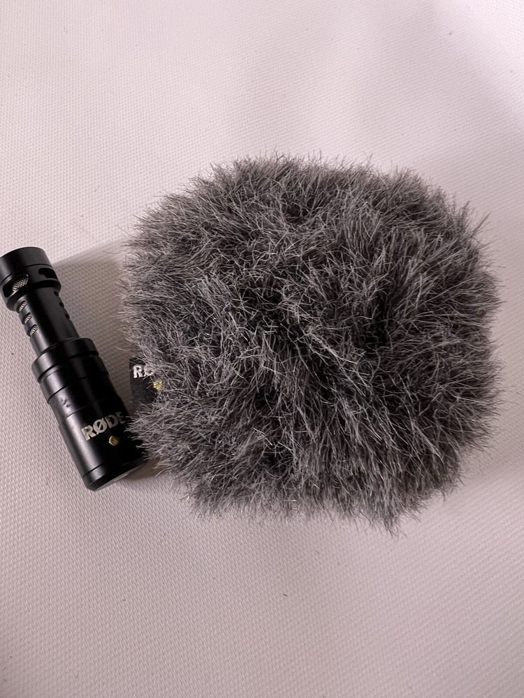 Rode VideoMicro Compact On Camera Microphone