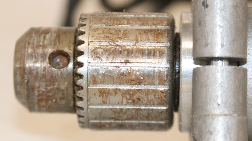 DEWALT DW235G Variable Speed Corded Drill