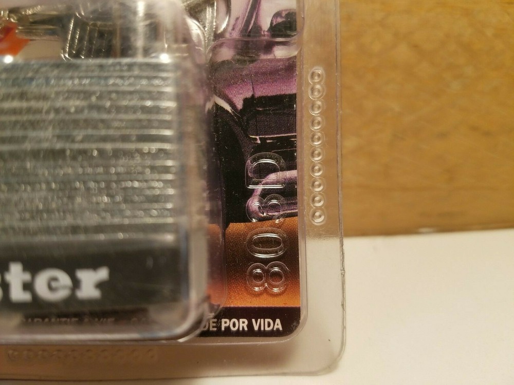 New Master Lock Padlock Laminated Steel w/ Keys
