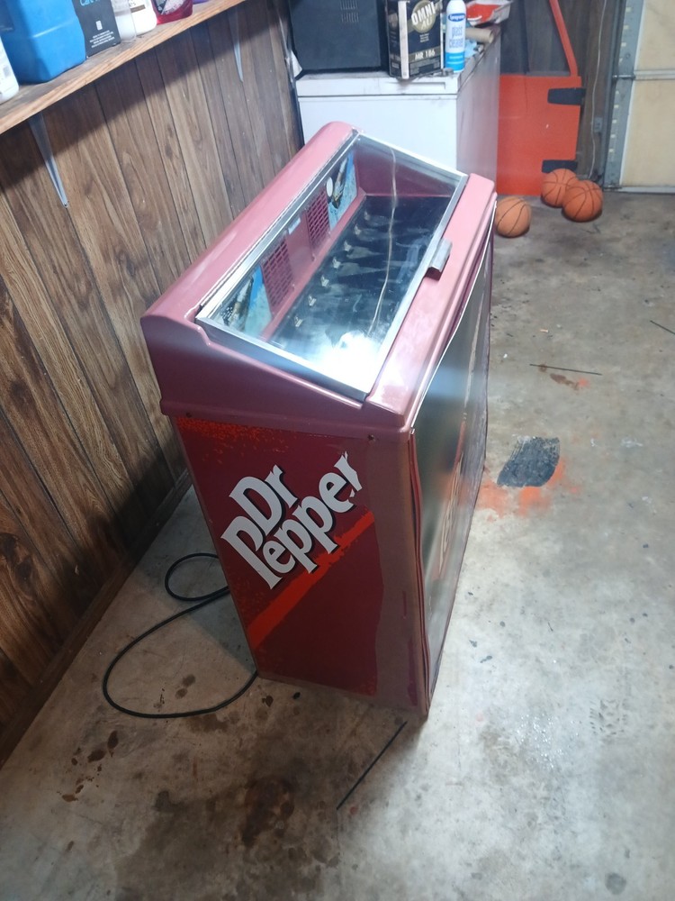 Dr Pepper Antique Soda Machine