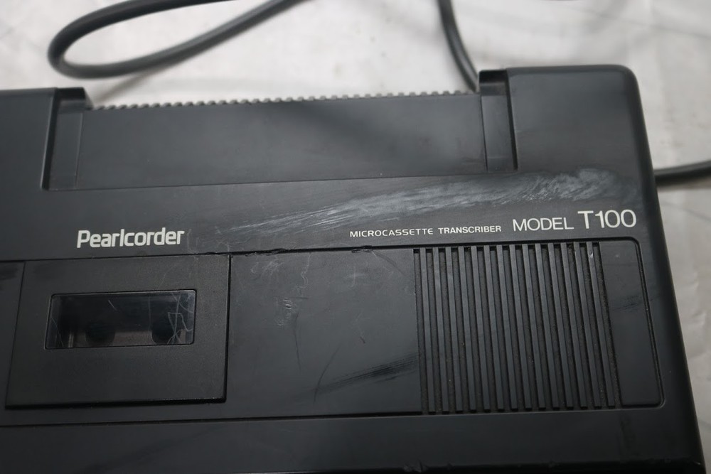 Olympus Optical Co. PearlCorder Model T100 Microcassette Transcriber