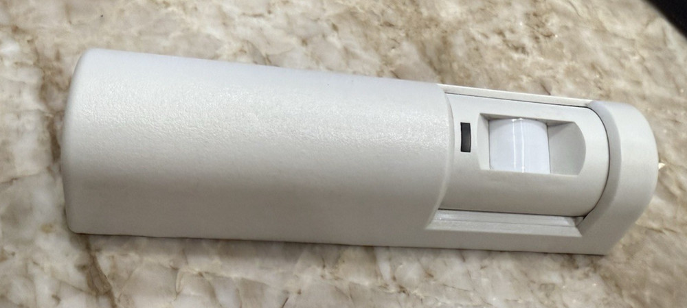 Bosch DS160 Request to Exit PIR Motion Detector - White A-8