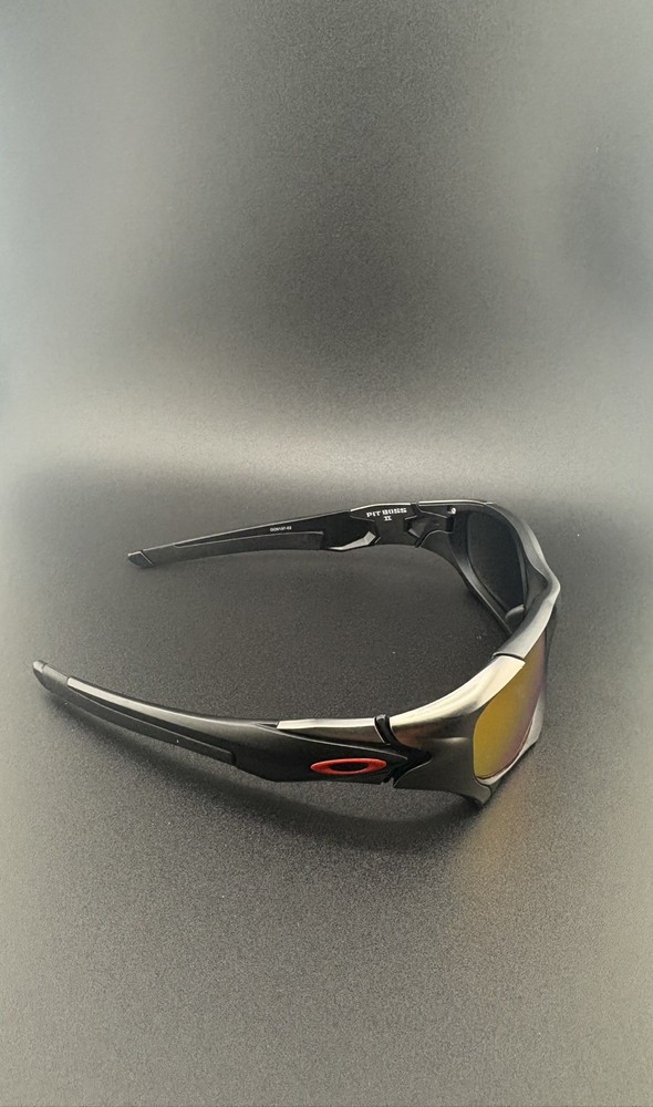 Oakley Pit Boss II Sunglasses OO9137-02, Polarized
