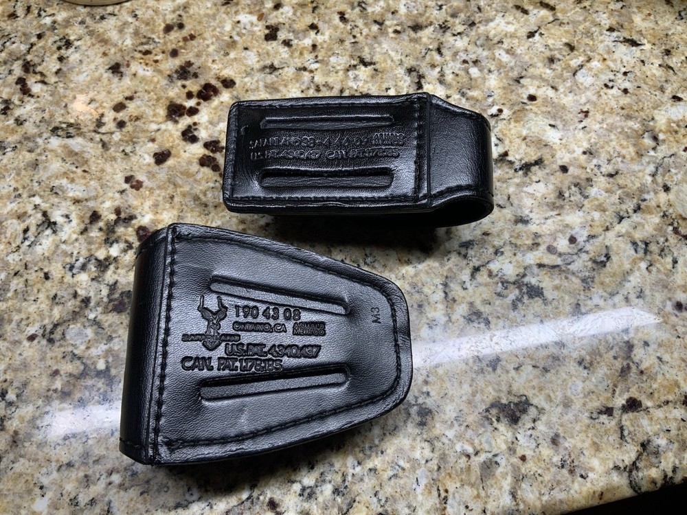 Safariland Bundle Handcuff Case and Spray Holder.