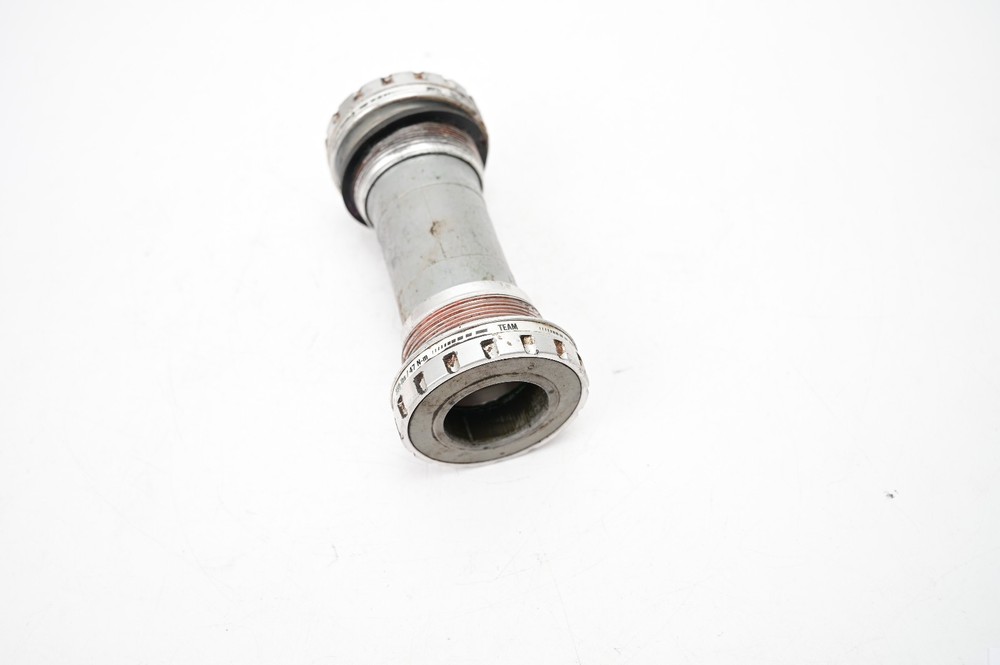 RaceFace Team XC X-Type External Bottom Bracket: BSA 68/73mm BB Shell x 24mm Spi