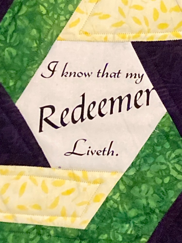 🌷🐣🌟 March Easter Redeemer Hexagon Quilted Table Topper & Trivet 🌟🐣🌷