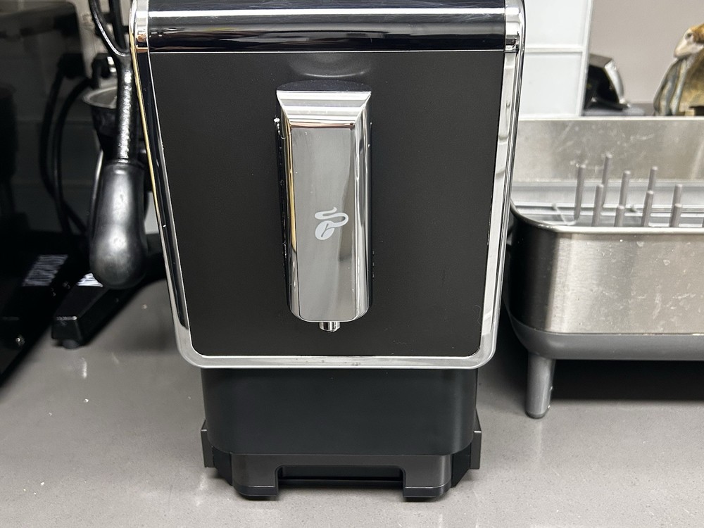 Tchibo ESPERTO Caffè 1.1 Fully Automatic Coffee Maker Bean to Brew