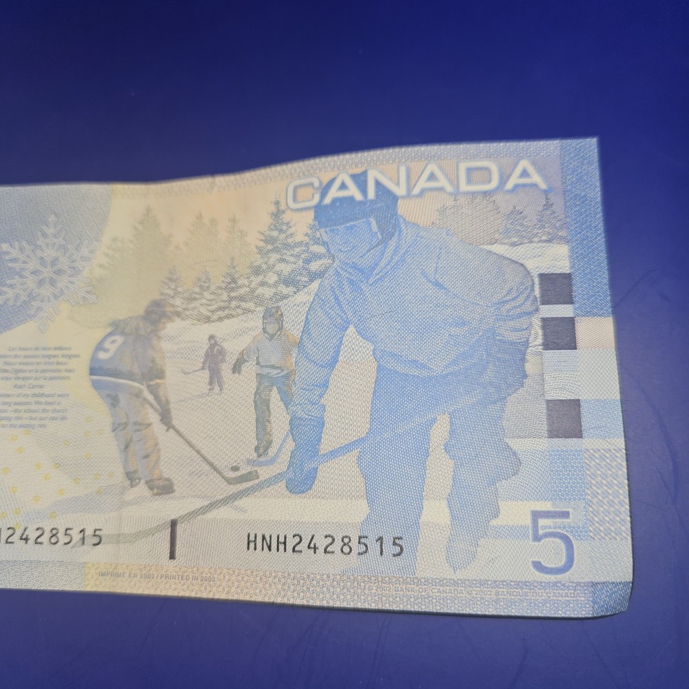 2001 Canada $5 Dollar Banknote