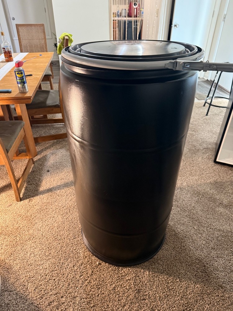 55 gallons drum container